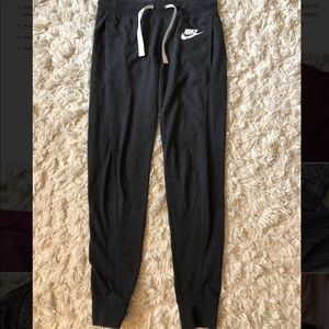 Nike Joggers